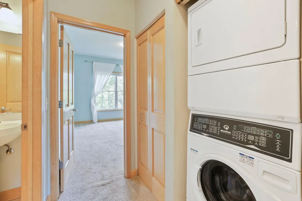 811 Thornton Street SE Minneapolis, MN 55414