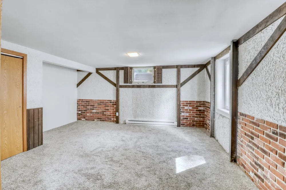 2307 11th Street S Fargo, ND 58103