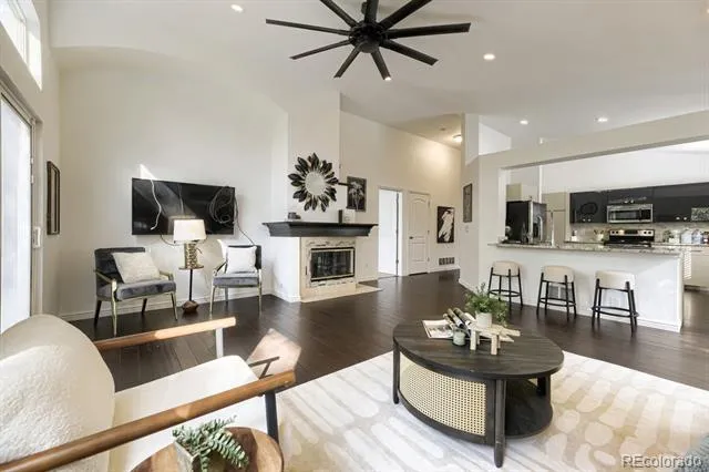 19091 E Chenango Circle Aurora, CO 80015