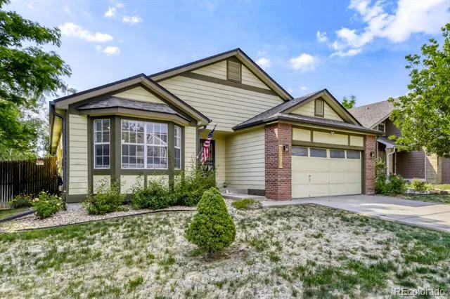 19091 E Chenango Circle Aurora, CO 80015