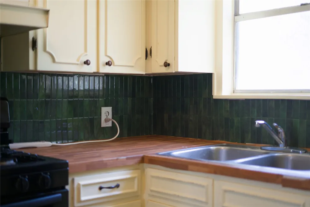 905 9th Street San Saba, TX 76877