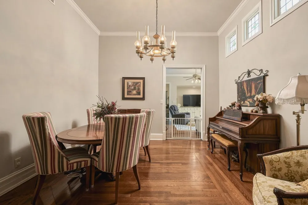 605 S Bond Street Whitewright, TX 75491