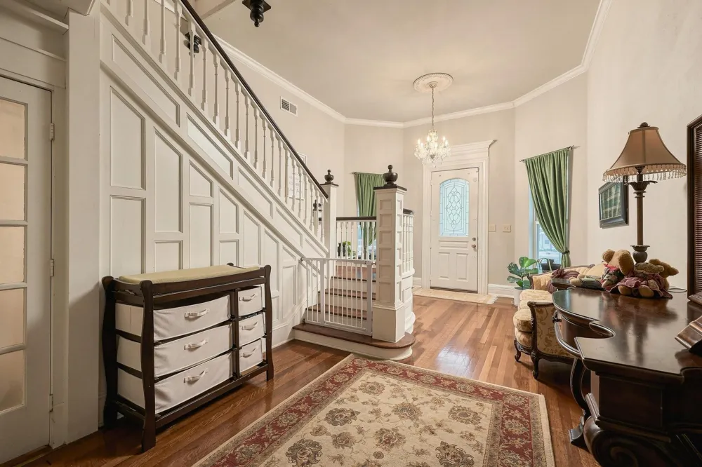 605 S Bond Street Whitewright, TX 75491