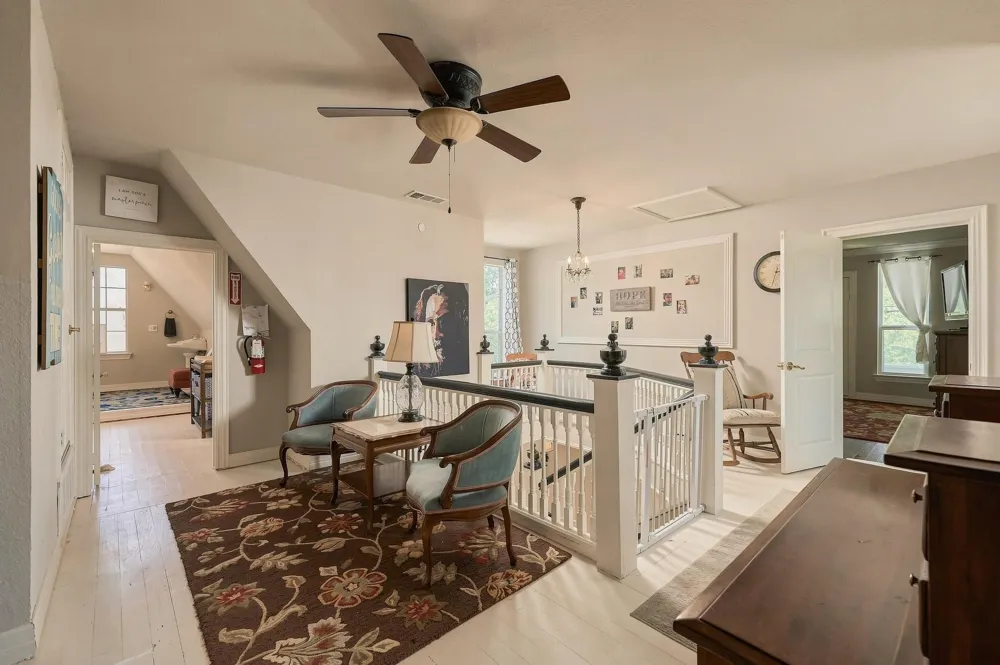 605 S Bond Street Whitewright, TX 75491