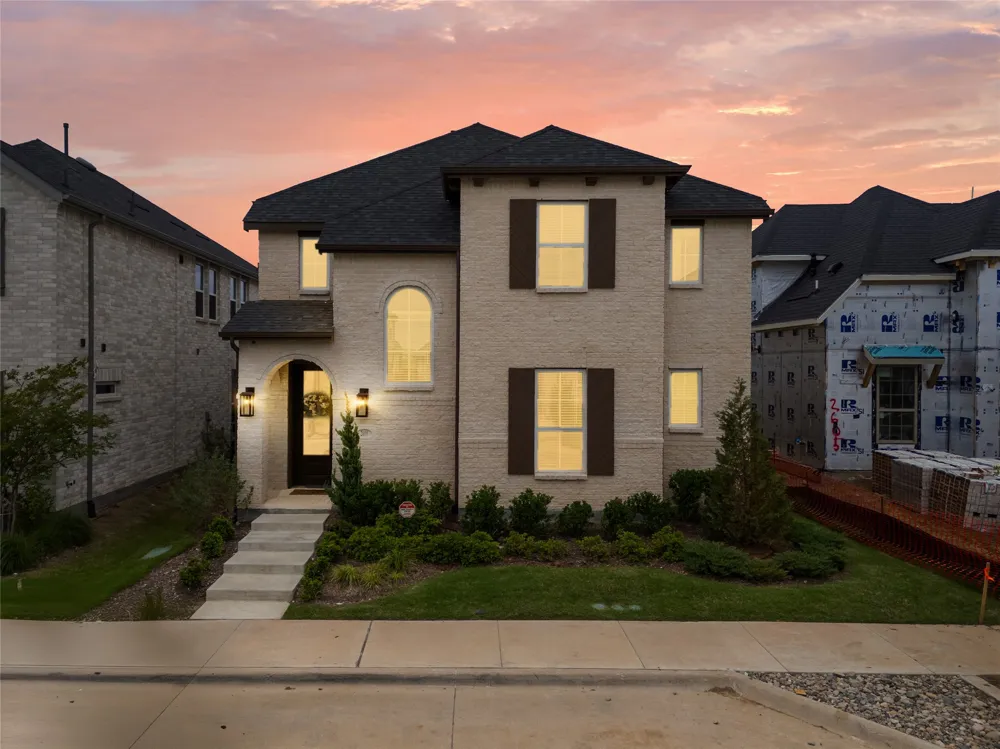 2609 Holland Court Celina, TX 75009