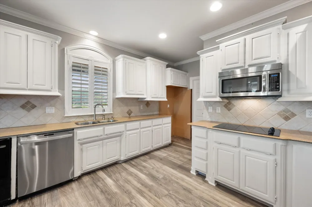 1398 Fairhaven Drive Mansfield, TX 76063