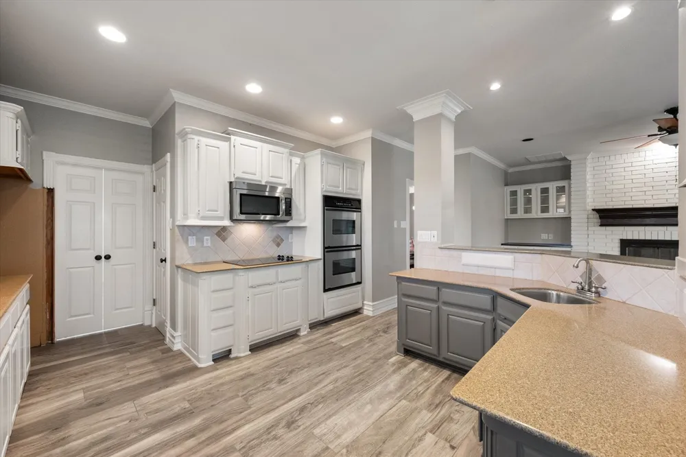 1398 Fairhaven Drive Mansfield, TX 76063