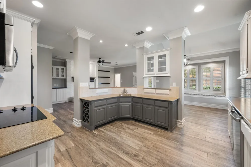 1398 Fairhaven Drive Mansfield, TX 76063