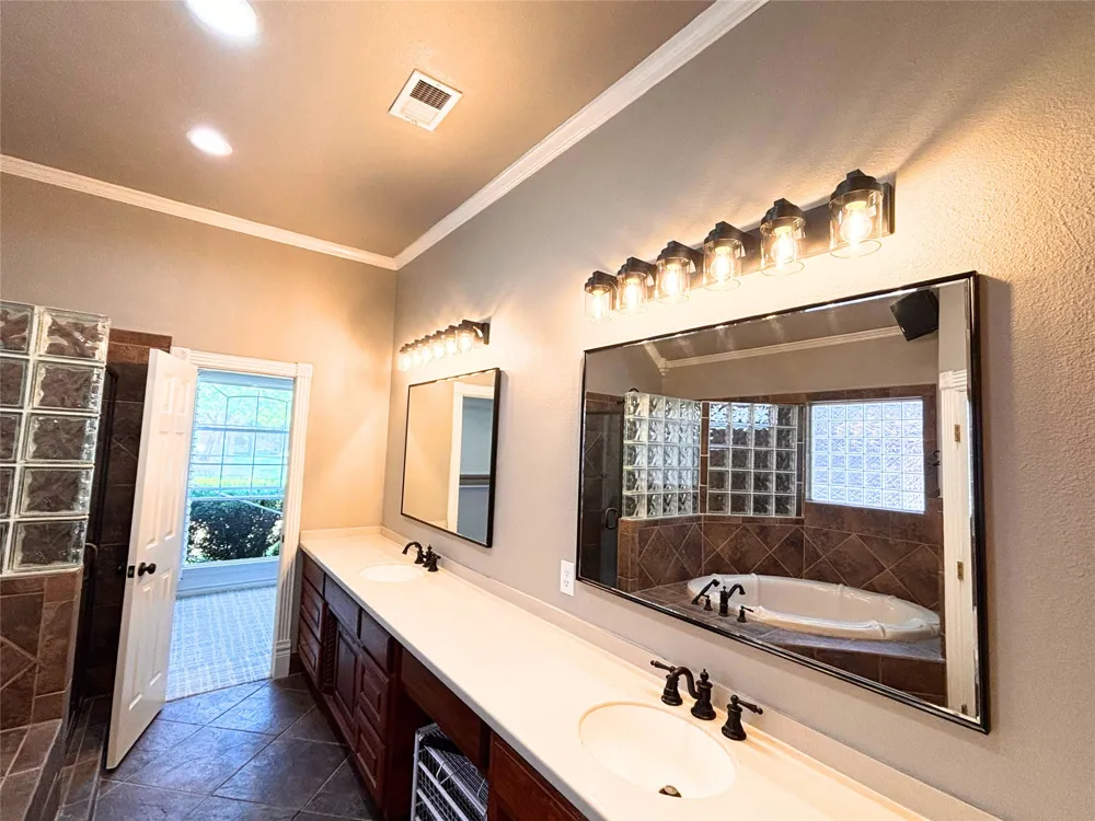1398 Fairhaven Drive Mansfield, TX 76063