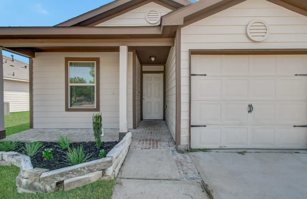1634 Road 5102 Cleveland, TX 77327