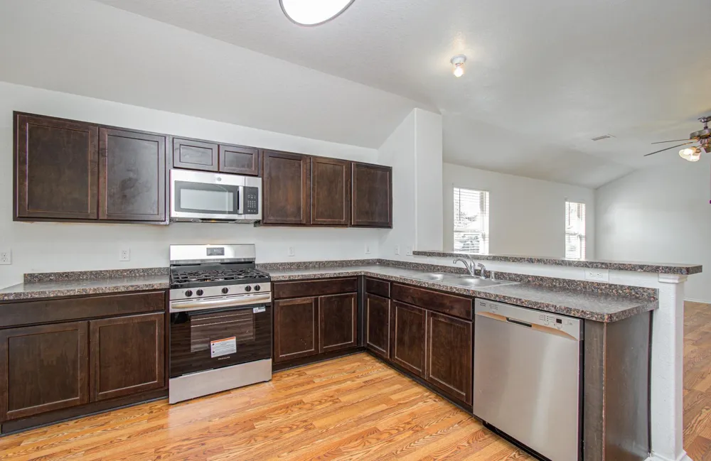 1634 Road 5102 Cleveland, TX 77327