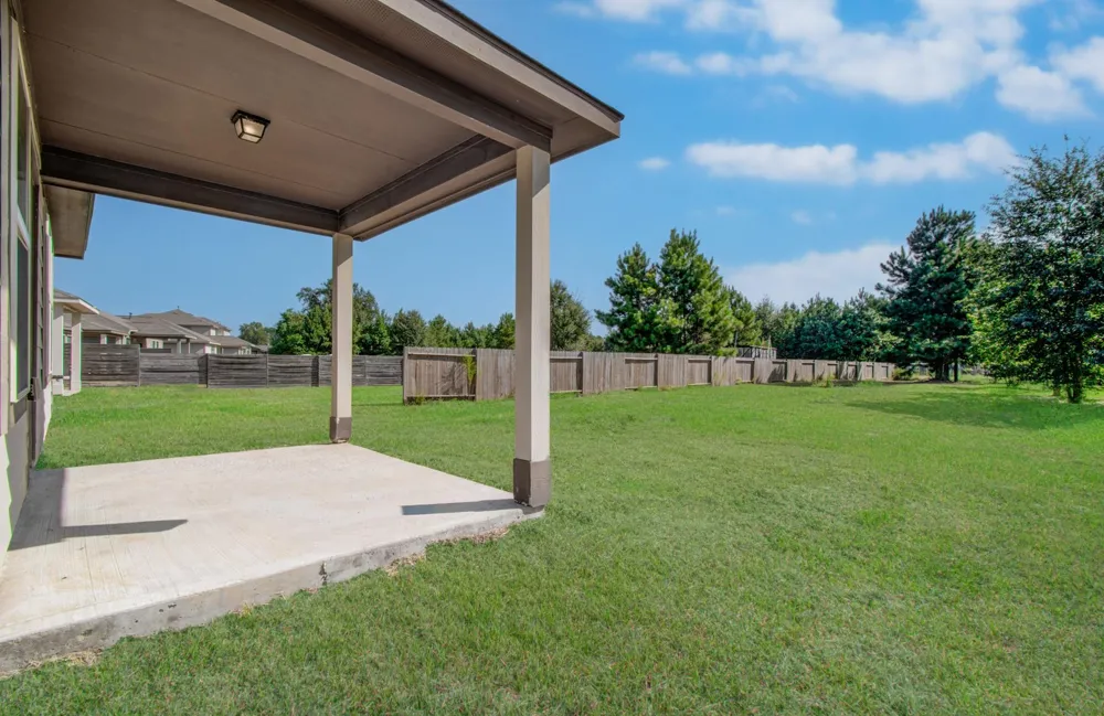 1634 Road 5102 Cleveland, TX 77327