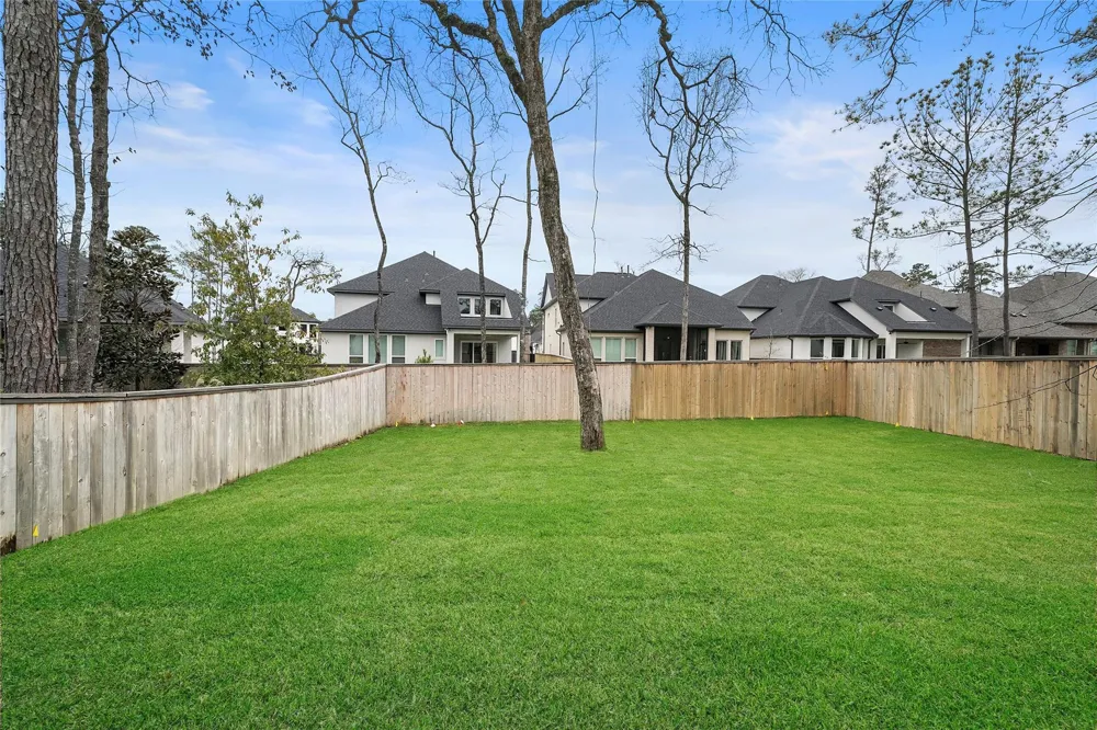 6 Clearview Terrace Place Tomball, TX 77375