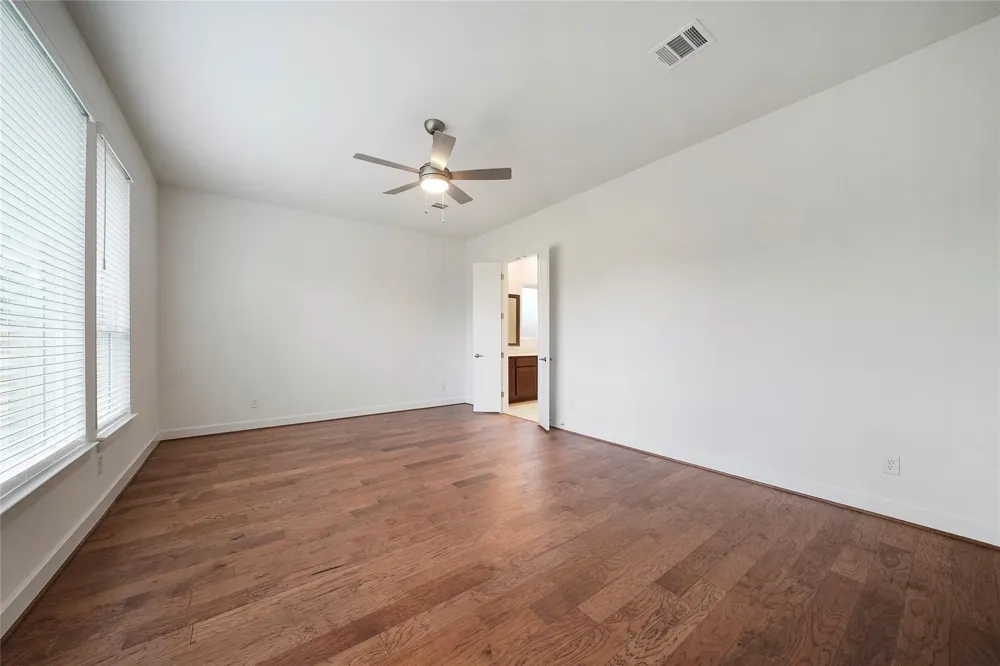 6 Clearview Terrace Place Tomball, TX 77375