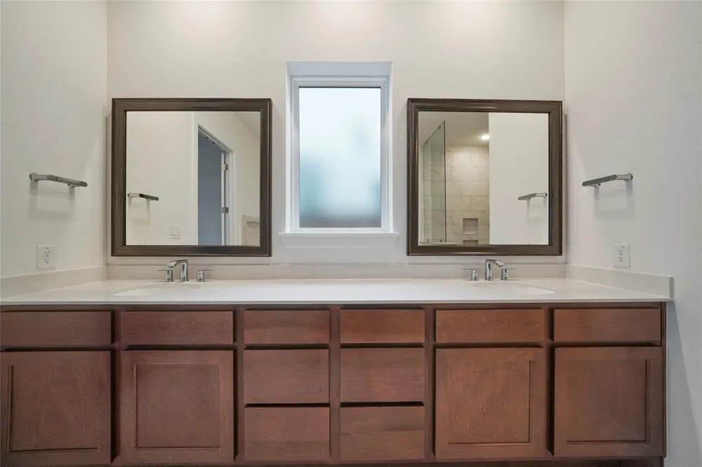 6 Clearview Terrace Place Tomball, TX 77375