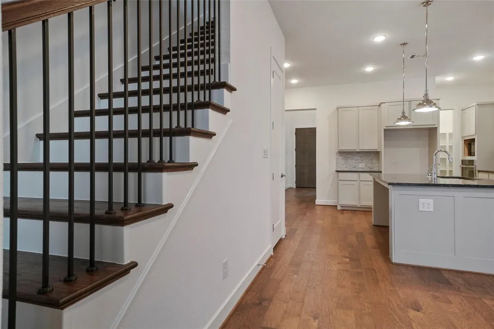 6 Clearview Terrace Place Tomball, TX 77375