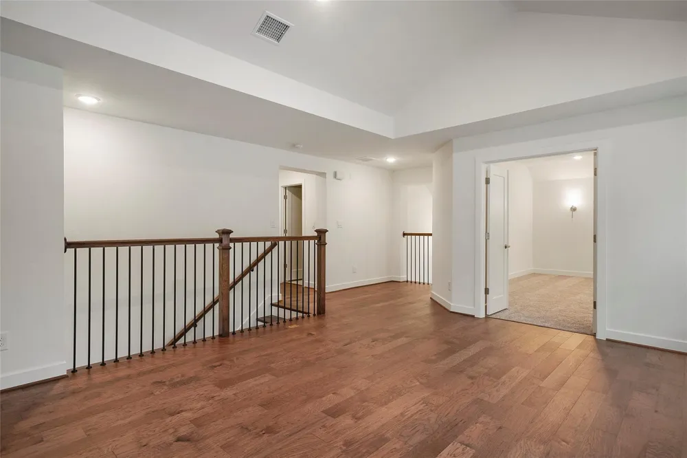6 Clearview Terrace Place Tomball, TX 77375