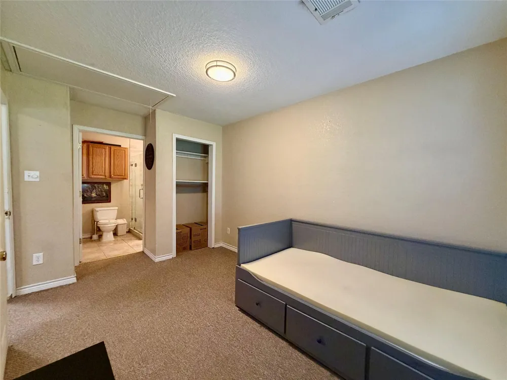 3121 Fm 646 Road Santa Fe, TX 77510