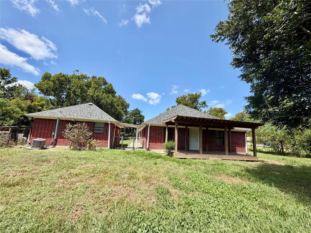 3121 Fm 646 Road Santa Fe, TX 77510