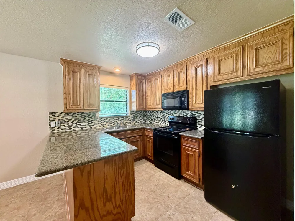 3121 Fm 646 Road Santa Fe, TX 77510