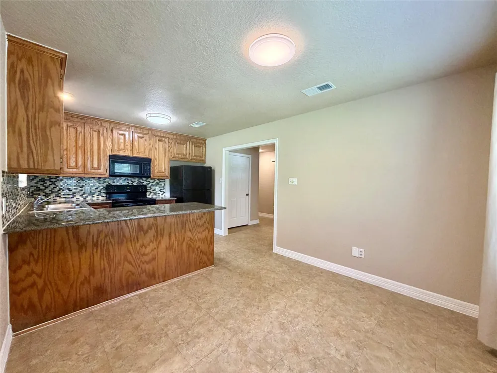 3121 Fm 646 Road Santa Fe, TX 77510