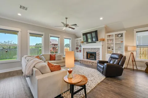 3906 Brownway Court