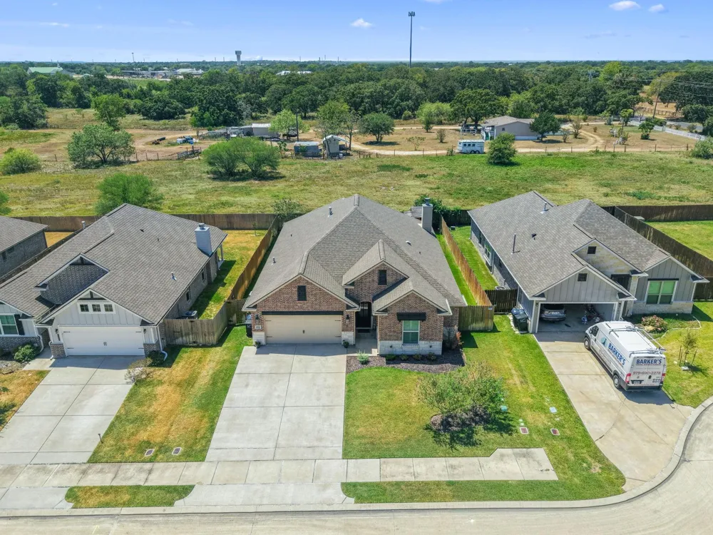 3906 Brownway Court College Station, TX 77845