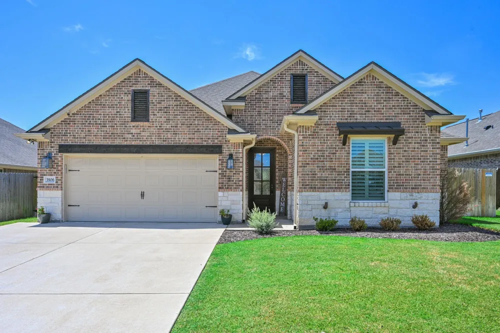 3906 Brownway Court College Station, TX 77845