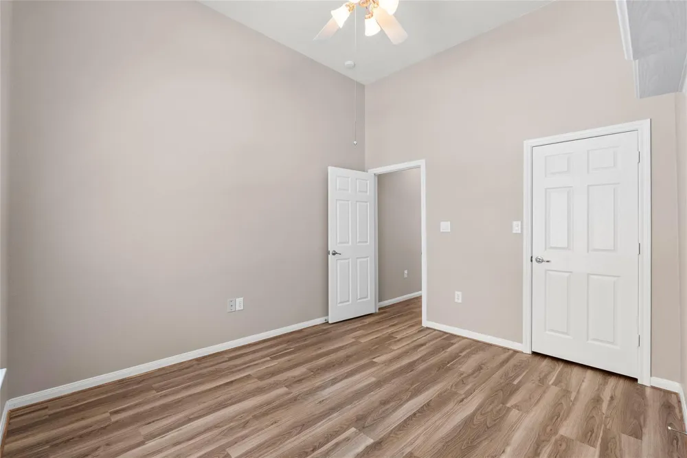 1225 Riviera Circle Pearland, TX 77581
