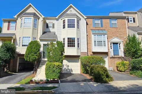 6888 KERRYWOOD CIRCLE