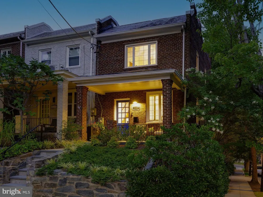 2117 OBSERVATORY PLACE NW Washington, DC 20007