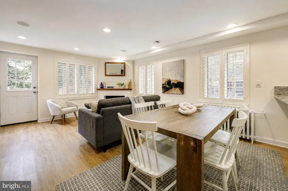 2117 OBSERVATORY PLACE NW Washington, DC 20007