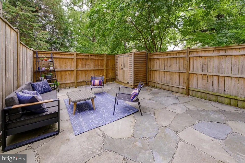 2117 OBSERVATORY PLACE NW Washington, DC 20007