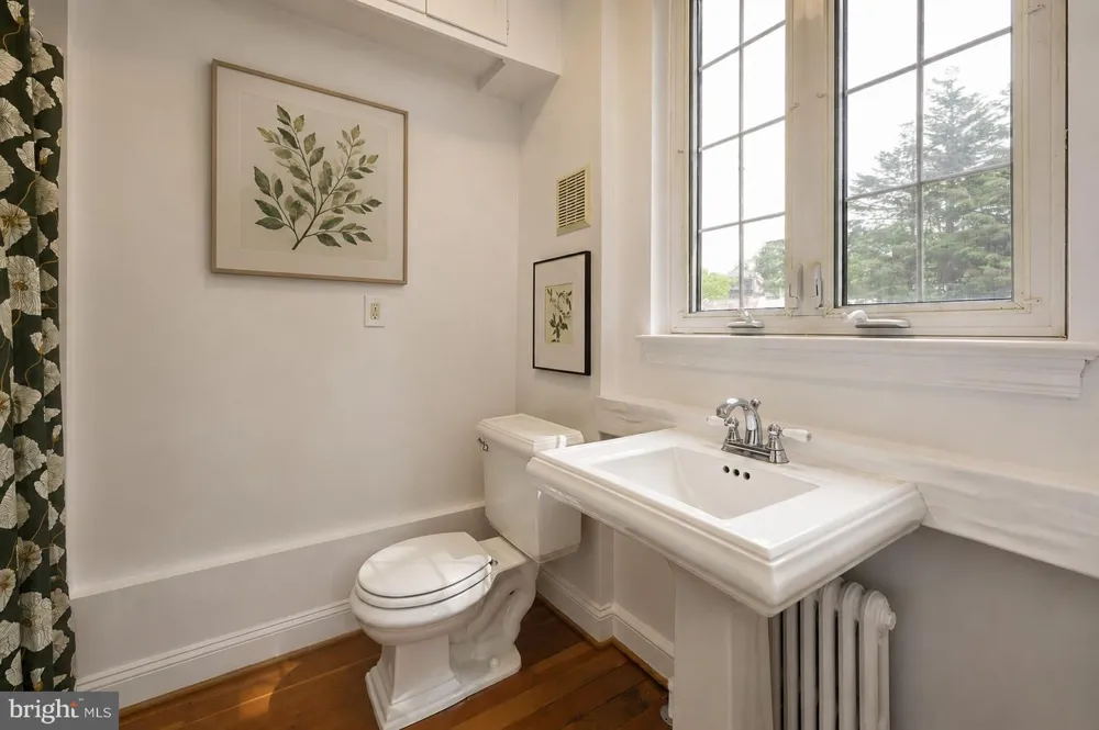 2117 OBSERVATORY PLACE NW Washington, DC 20007