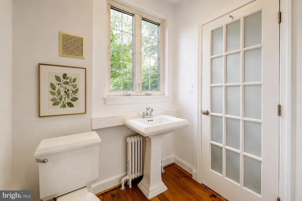 2117 OBSERVATORY PLACE NW Washington, DC 20007