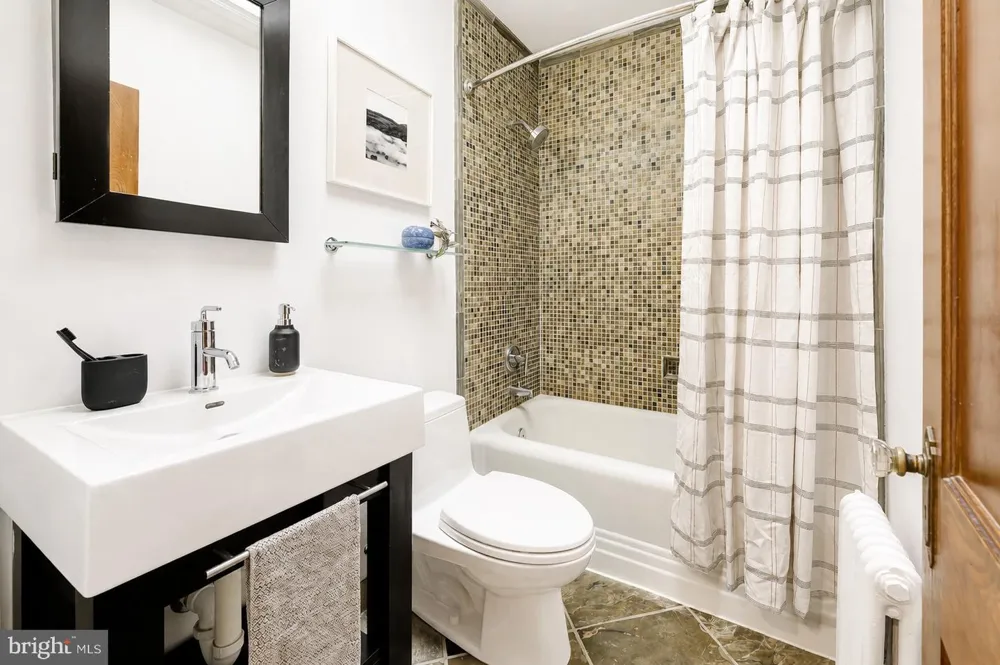 2117 OBSERVATORY PLACE NW Washington, DC 20007