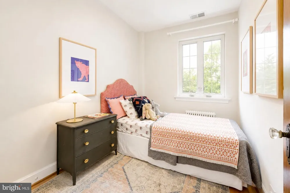 2117 OBSERVATORY PLACE NW Washington, DC 20007