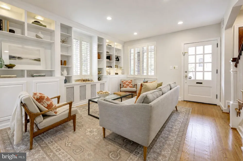 2117 OBSERVATORY PLACE NW Washington, DC 20007