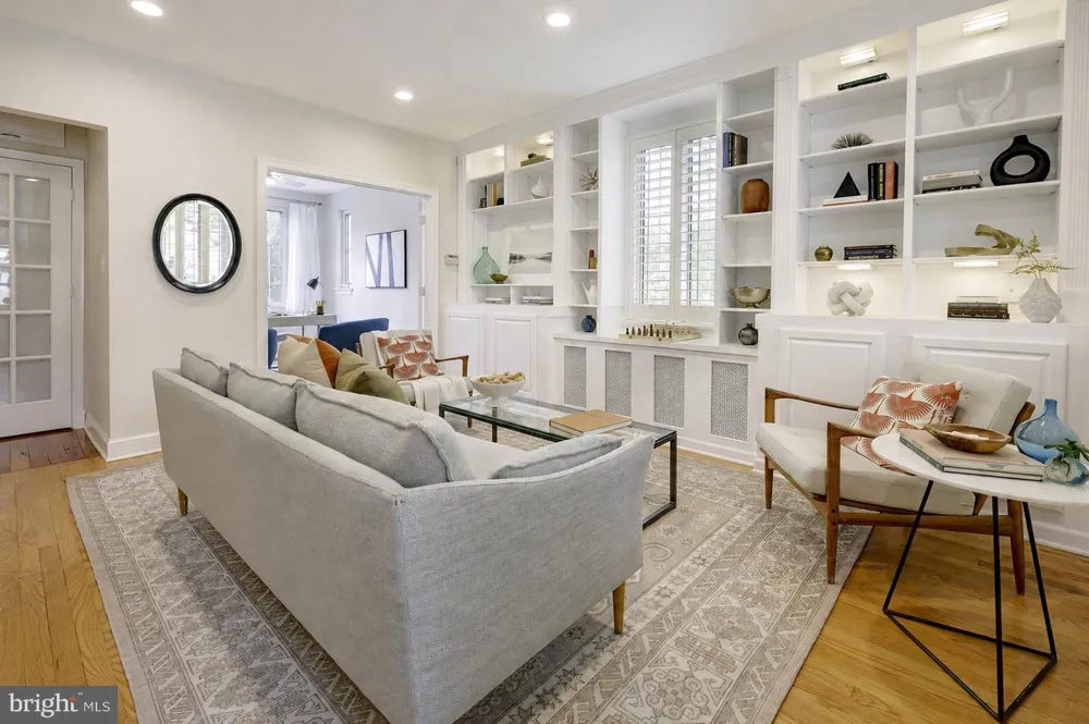 2117 OBSERVATORY PLACE NW Washington, DC 20007