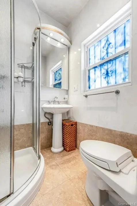10538 65th Road Forest Hills, NY 11375