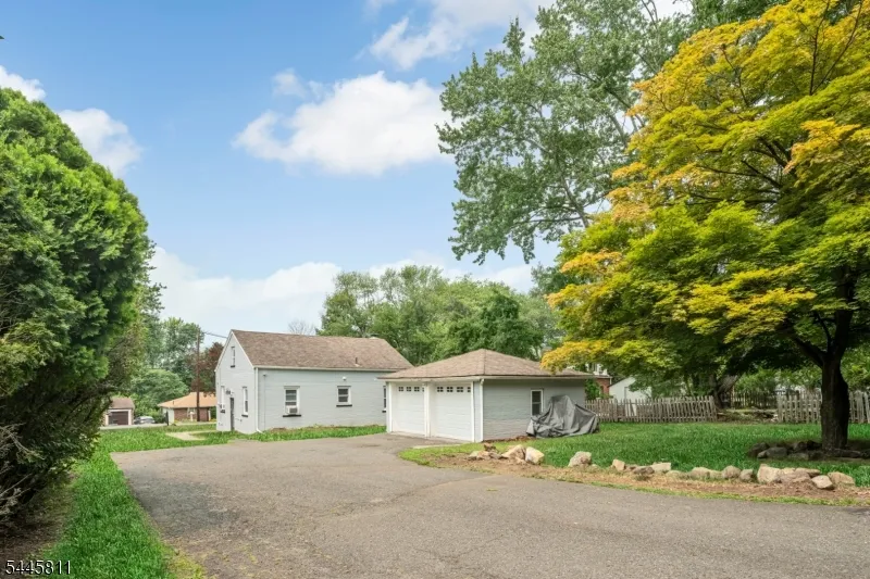 122 Garside Ave Wayne, NJ 07470