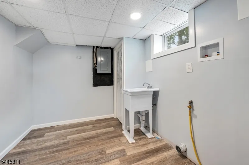 122 Garside Ave Wayne, NJ 07470