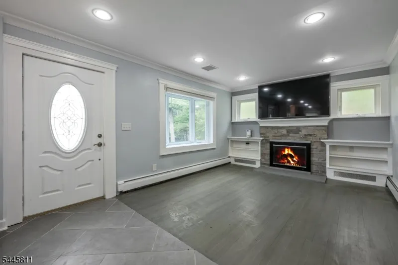 122 Garside Ave Wayne, NJ 07470