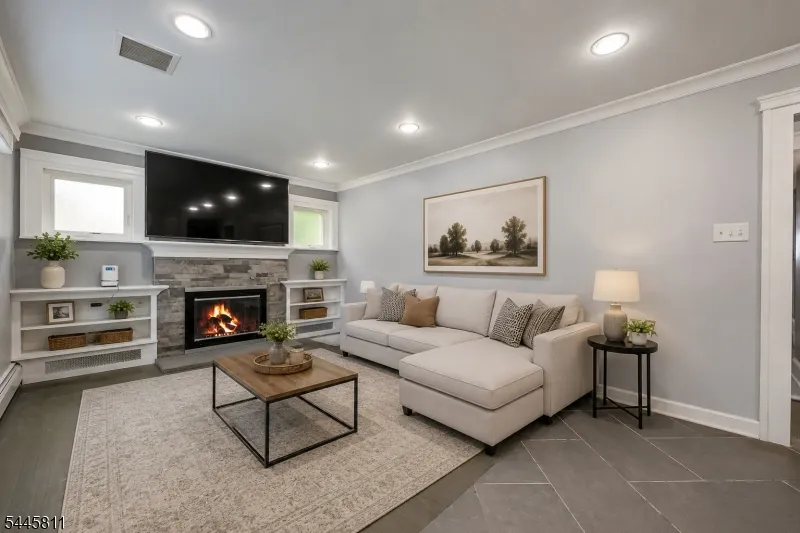 122 Garside Ave Wayne, NJ 07470