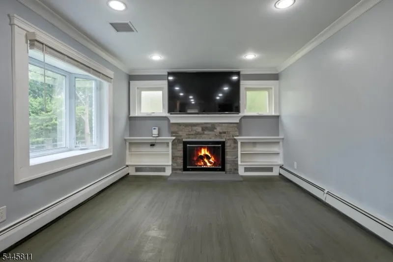 122 Garside Ave Wayne, NJ 07470