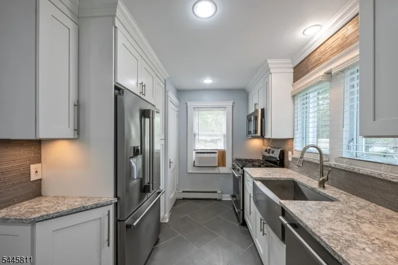 122 Garside Ave Wayne, NJ 07470