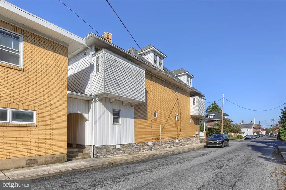50 E MAPLE STREET #2 Palmyra, PA 17078