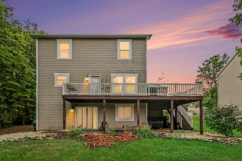 6018 Waters Ridge Court Kalamazoo, MI 49009