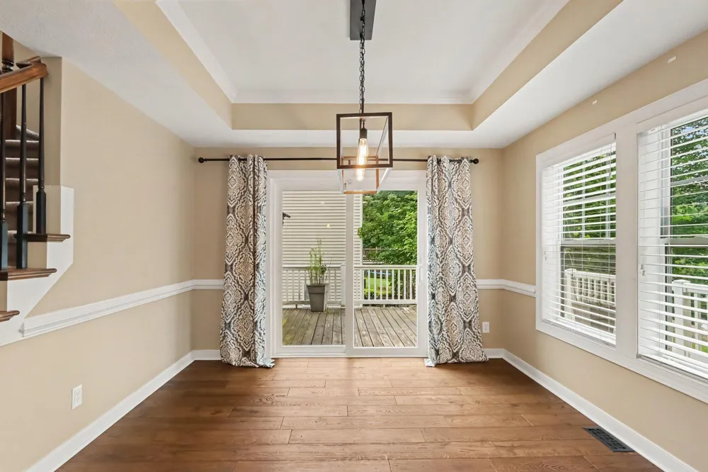 6018 Waters Ridge Court Kalamazoo, MI 49009
