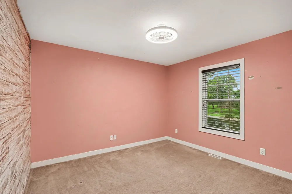 6018 Waters Ridge Court Kalamazoo, MI 49009